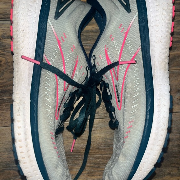 SOLD - Picture 6 of 6